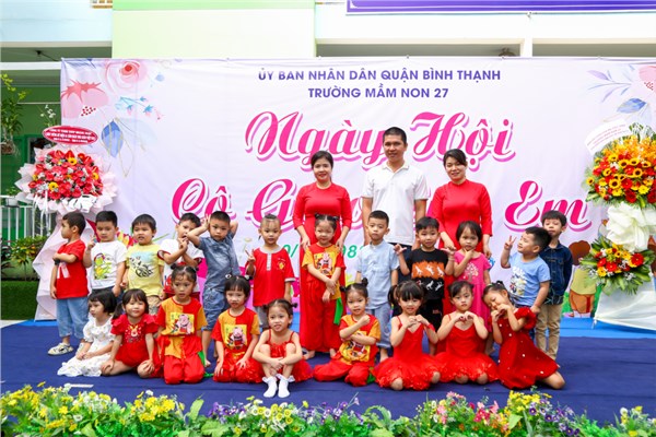 Văn nghệ ngày 20/11